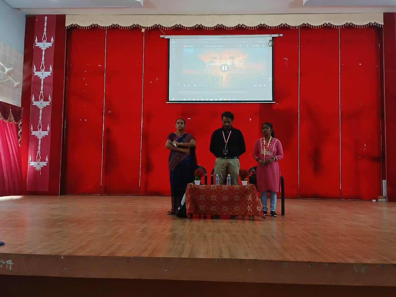 HANDS ON WORKSHOP ON CANVA